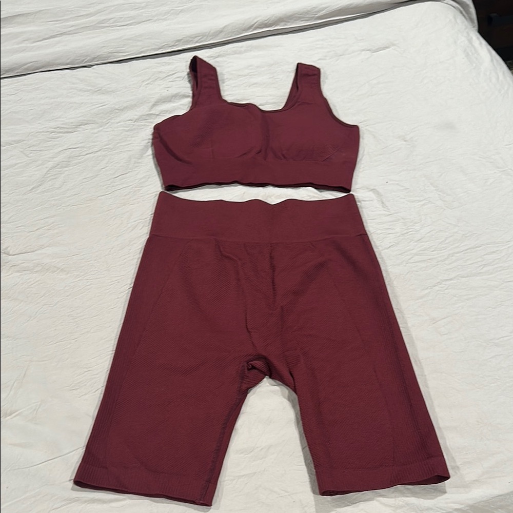Woman Burgundy workout Shorts Set